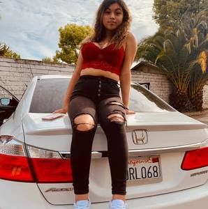 Meet your Posher, Lily